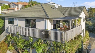 76 Rivervale Grove, Stanmore Bay, Whangaparaoa - Carousel 1