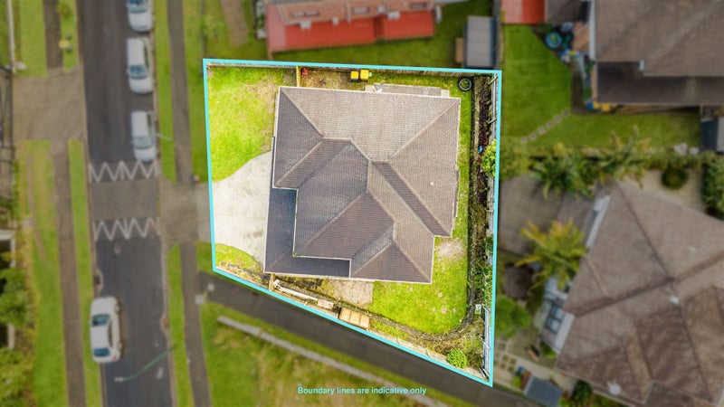 17 Midhurst Avenue, Henderson, Auckland - Carousel 27