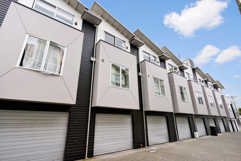 8/5 Millais Street, Grey Lynn, Auckland - Carousel 13