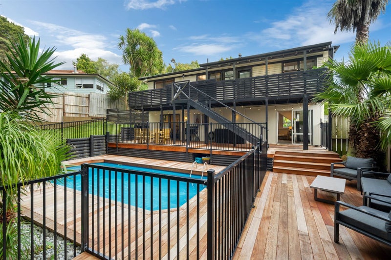 19 Beeche Place, Birkdale, Auckland - Carousel 1