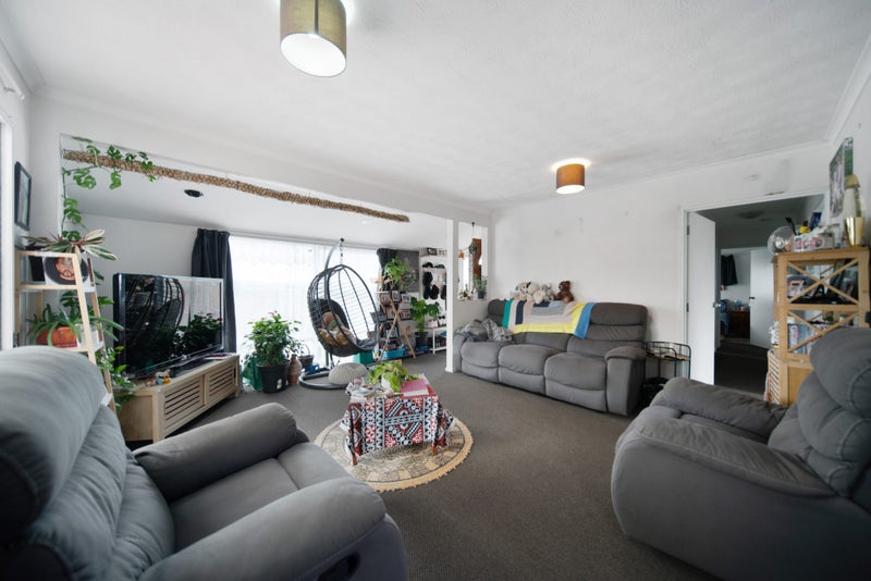 1/23 Beihlers Road, Weymouth, Auckland - Carousel 2