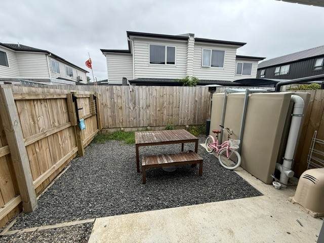 61 Ngae Place, Mangere East, Auckland - Carousel 10