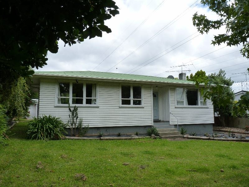 11 Jarman Road, Mount Wellington, Auckland - Carousel 1