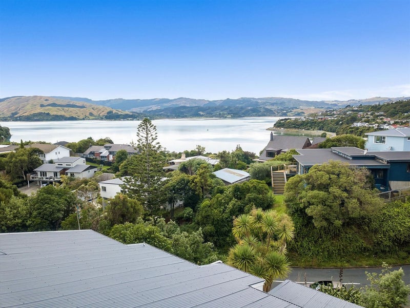 34 Oak Avenue, Paremata, Porirua - Carousel 2