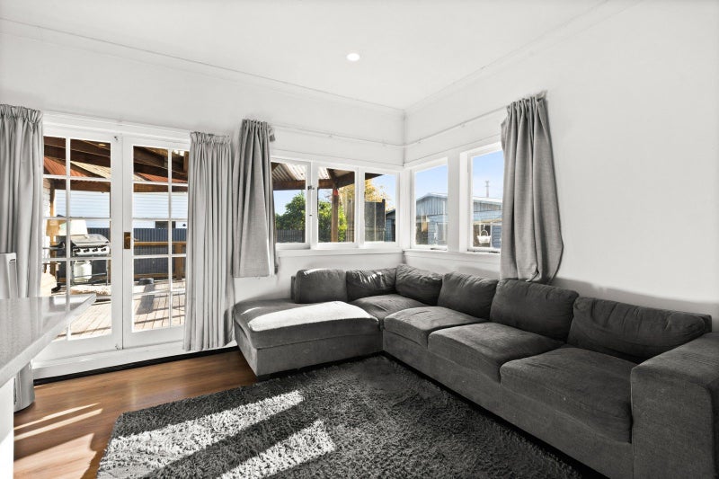 404 Massey Street, Akina, Hastings - Carousel 2