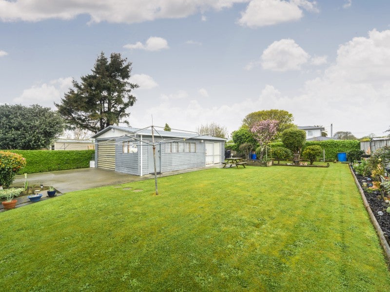 17 Duff Crescent, Highbury, Palmerston North - Carousel 2
