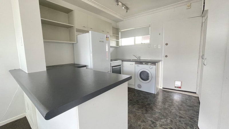 38B Horoeka Avenue, Mount Eden, Auckland - Carousel 2