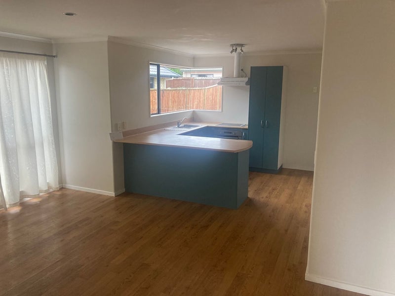 5 Aldona Place, Fairview Downs, Hamilton - Carousel 2