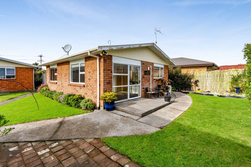 3/13 Nugent Street, Bell Block, New Plymouth - Carousel 1