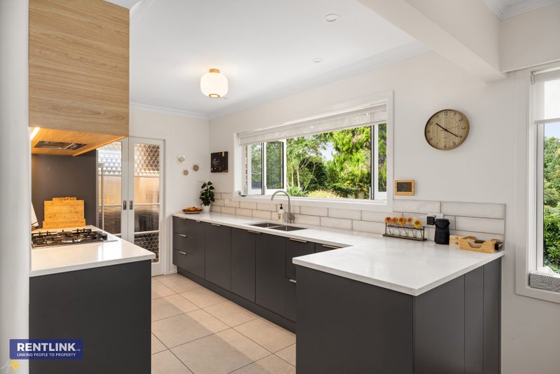 20 Montgomery Road, Judea, Tauranga - Carousel 2