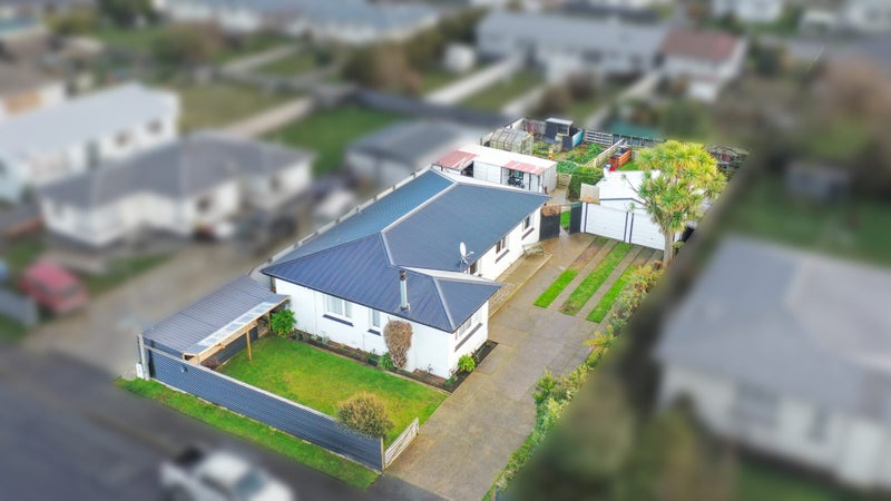 273 Conyers Street, Strathern, Invercargill - Carousel 1