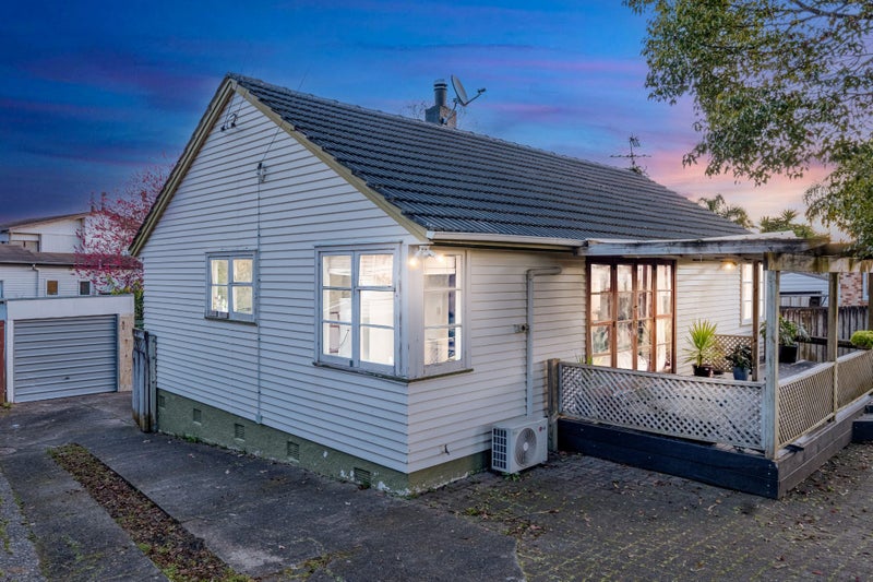 8 Tui Crescent, Manurewa, Auckland - Carousel 2
