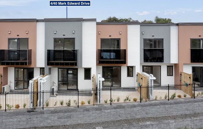 4/40 Mark Edward Drive, Half Moon Bay, Auckland - Carousel 1
