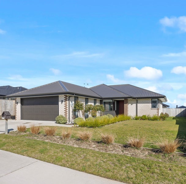 10 Puna Rise, Wharewaka, Taupo - Carousel 1