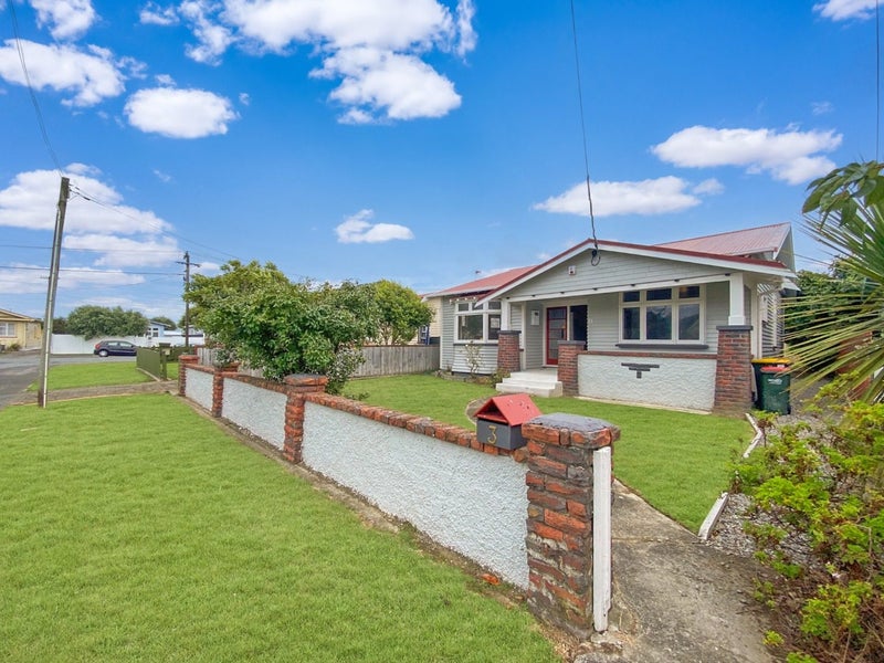 3 Byron Street, Petone, Lower Hutt - Carousel 17