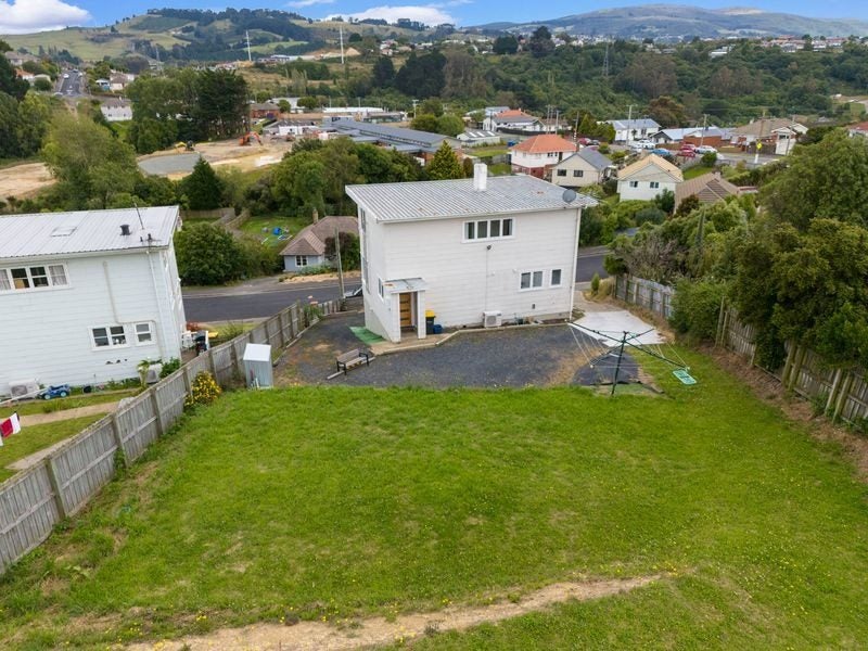 3 Panmure Avenue, Calton Hill, Dunedin - Carousel 14