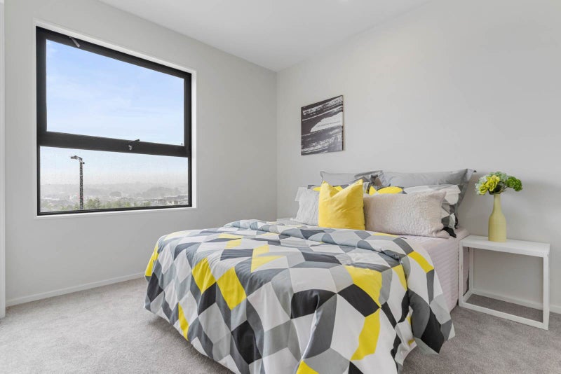 10 Lawson Creek Street, Massey, Auckland - Carousel 2