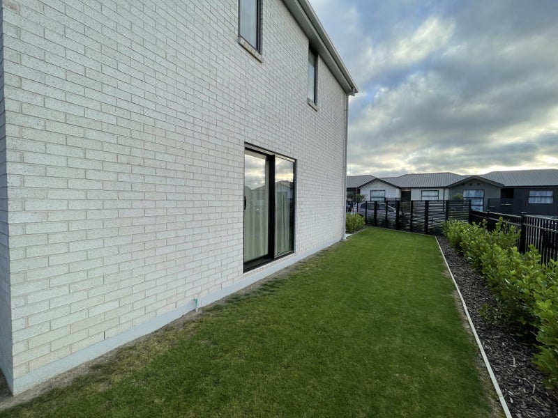 11 Koral Lane, Broomfield, Christchurch - Carousel 18