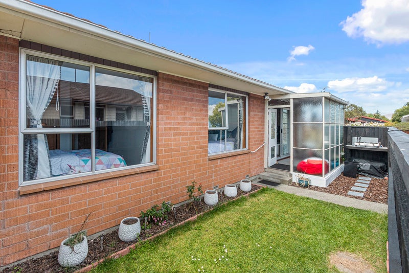 1/44 Strathfield Avenue, Dallington, Christchurch - Carousel 2