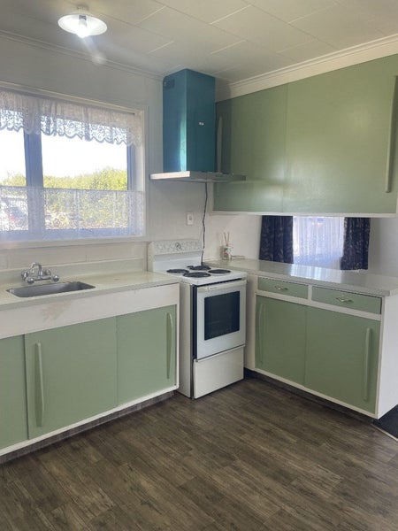 2/12 Grey Street, Putaruru, Putaruru - Carousel 2