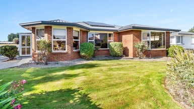 27 Eglinton Street, Winton, Winton - Carousel 1