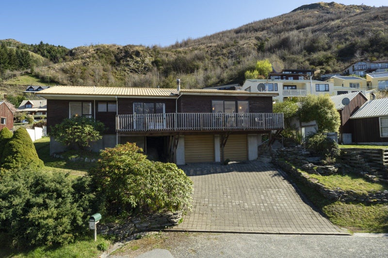 24 Marina Drive, Frankton, Queenstown - Carousel 1