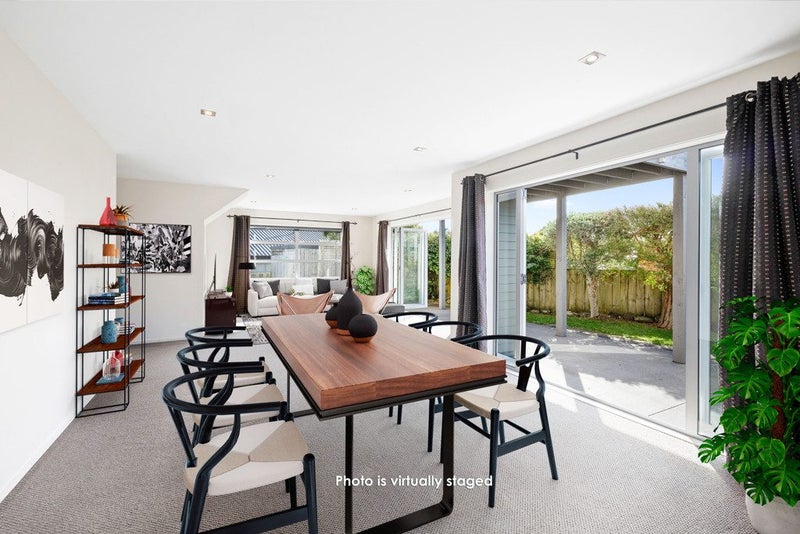 14E Maple Crescent, Whalers Gate, New Plymouth - Carousel 1