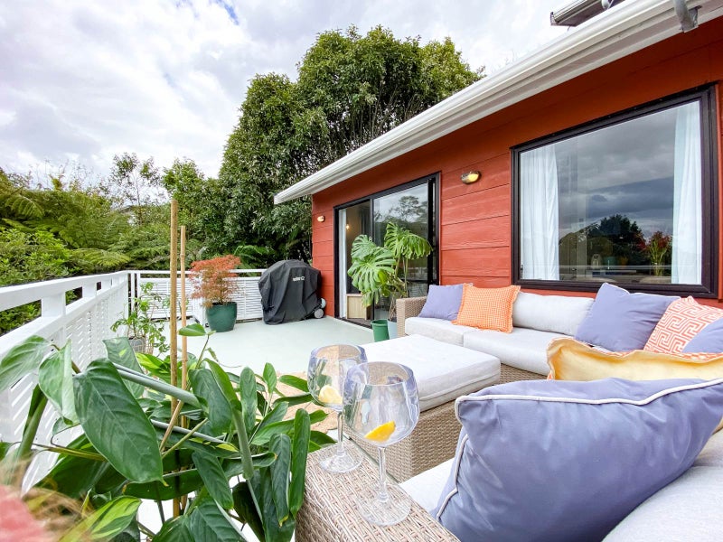 136 Carlisle Road, Northcross, Auckland - Carousel 2