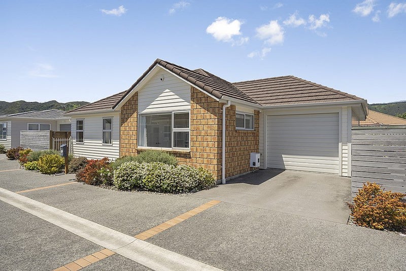 5 Mazzola Way, Avalon, Lower Hutt - Carousel 2