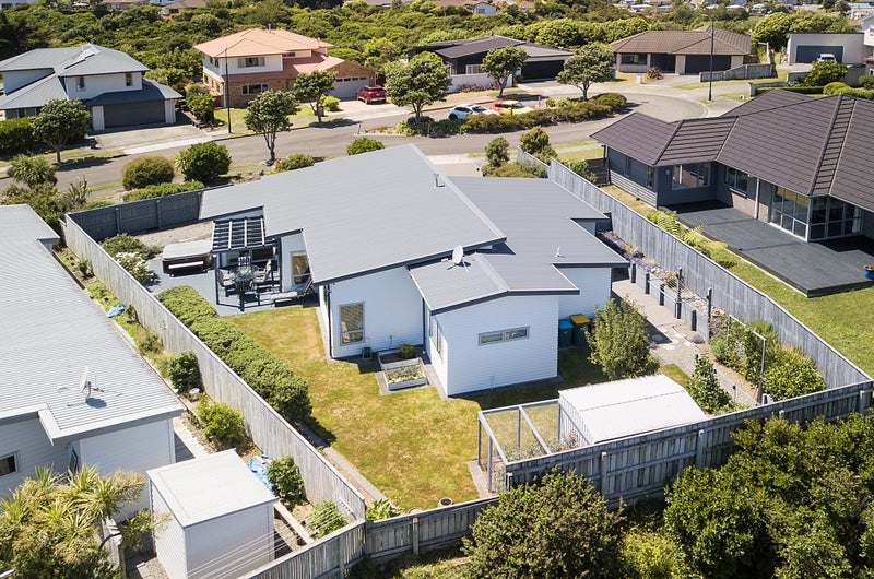 30 Sumner Terrace, Aotea, Porirua - Carousel 2