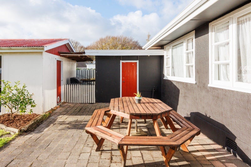 23 Featherston Street, Takaro, Palmerston North - Carousel 12