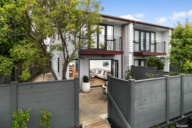 1/3 Burton Street, Grafton, Auckland - Carousel 8