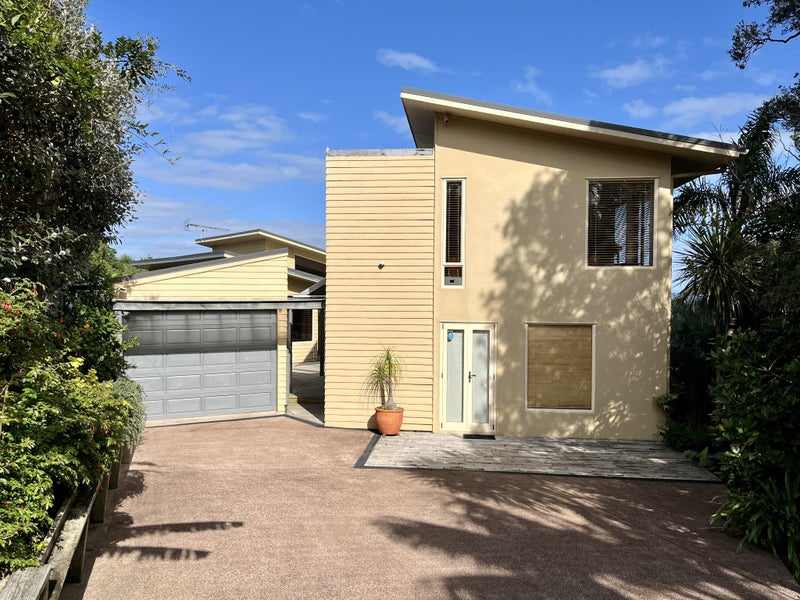 29 Kennedy Point Road, Surfdale, Waiheke Island - Carousel 2