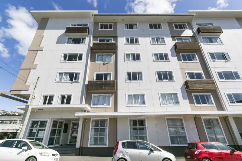 302/12 Martin Square, Te Aro, Wellington - Carousel 1