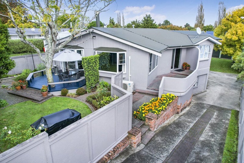 17 Queenwood Avenue, Queenwood, Hamilton - Carousel 32