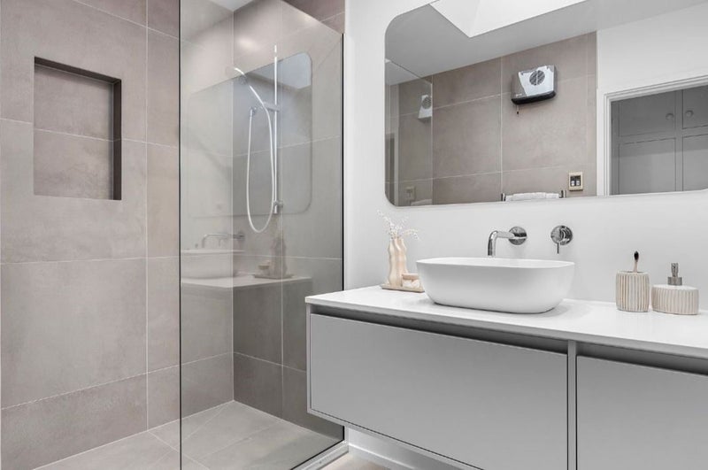 2/176 ROSSALL STREET, Merivale, Christchurch - Carousel 2