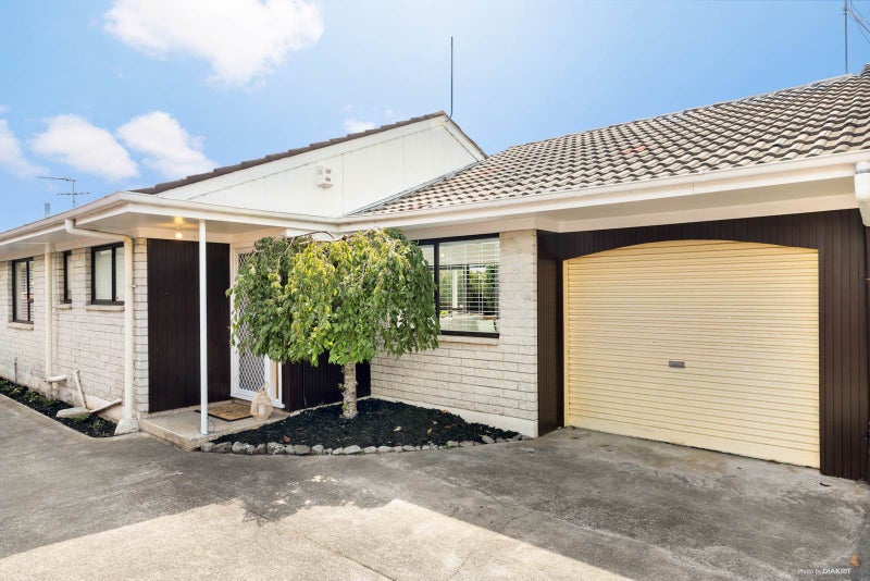 2/49 Kingsway Avenue, Sandringham, Auckland - Carousel 1