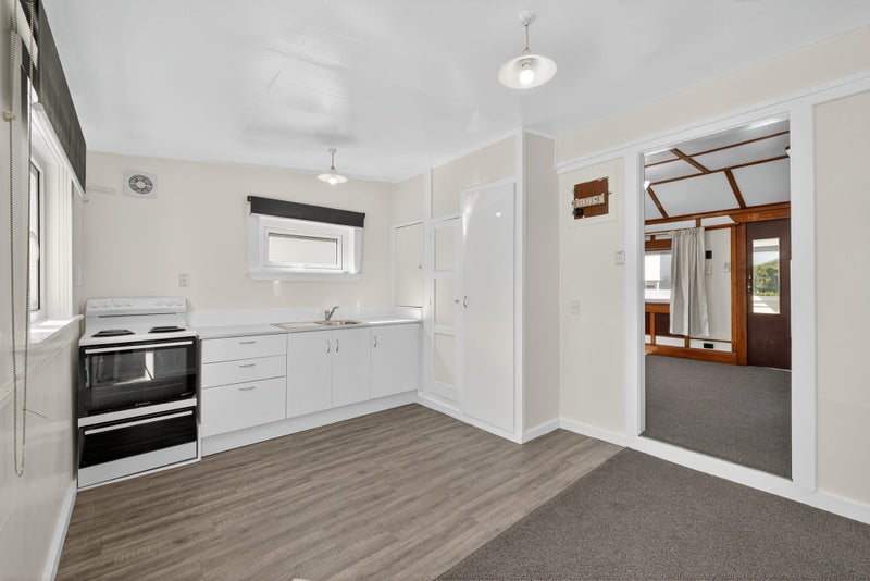 8 Rawhiti Avenue, New Brighton, Christchurch - Carousel 2