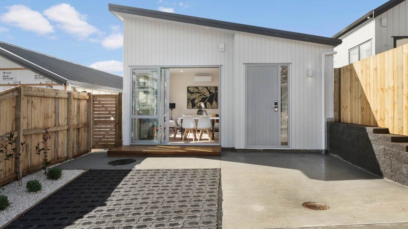 72 Biokovo Street, Massey, Auckland - Carousel 1