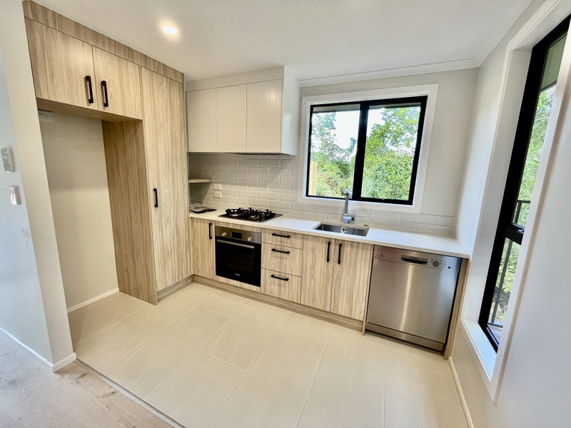 16 Oderings Place, Huntington, Hamilton - Carousel 2