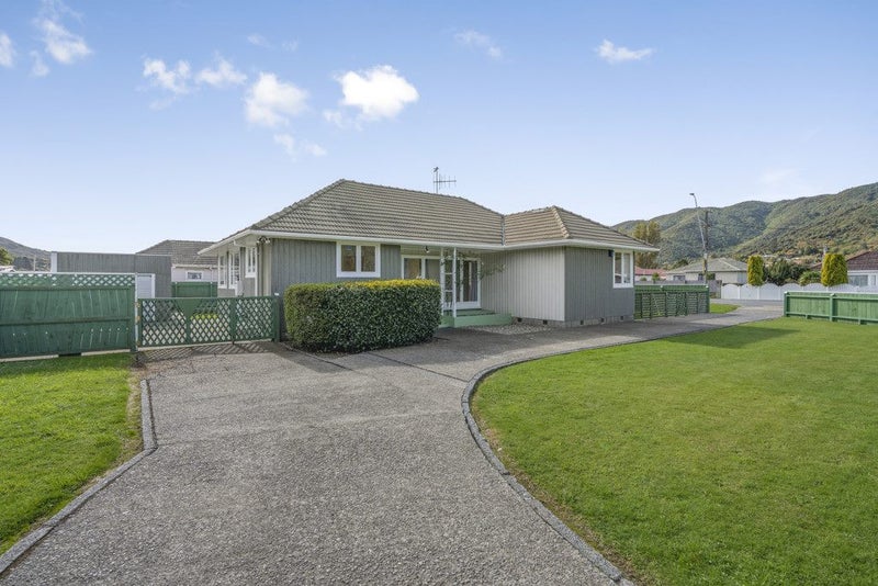 2 Devon Street, Wainuiomata, Lower Hutt - Carousel 1