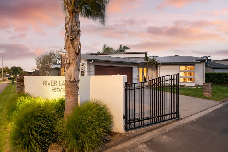 1826A River Road, Flagstaff, Hamilton - Carousel 18