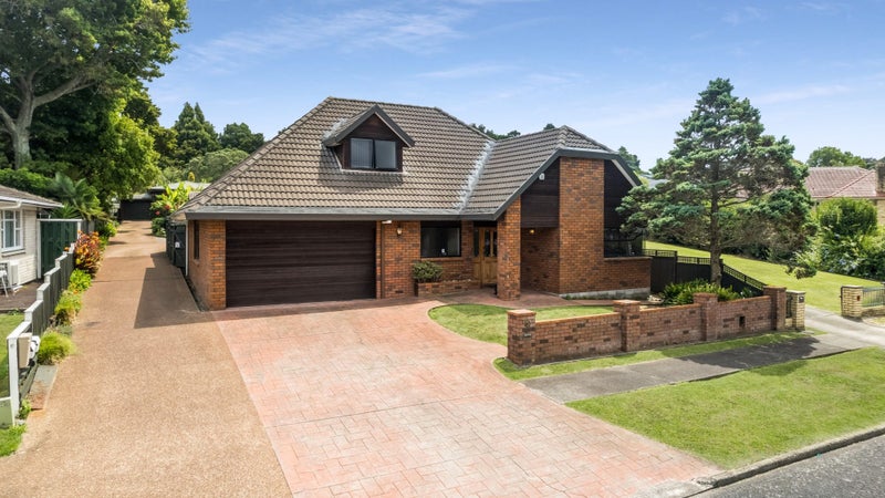 1/6 Arthur Road, Hillpark, Auckland - Carousel 1