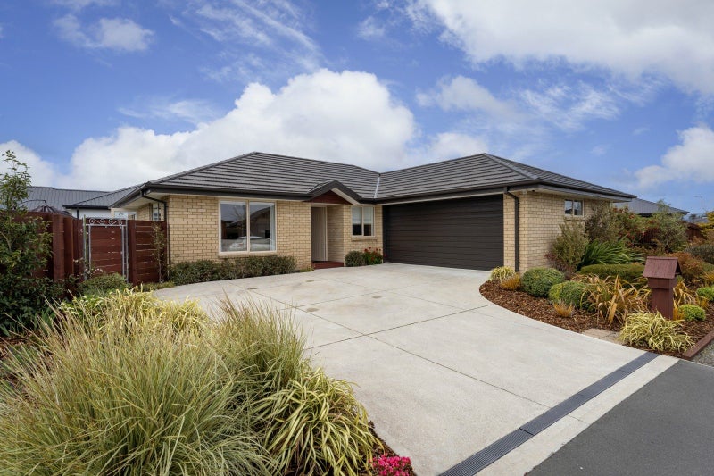 7 Henrietta Street, Marshland, Christchurch - Carousel 1
