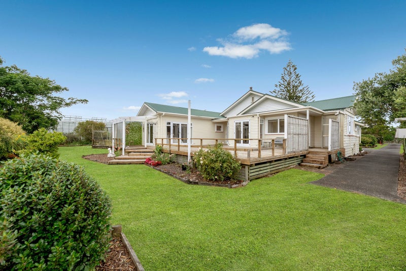 892 Waiuku Road, Mauku, Pukekohe - Carousel 1