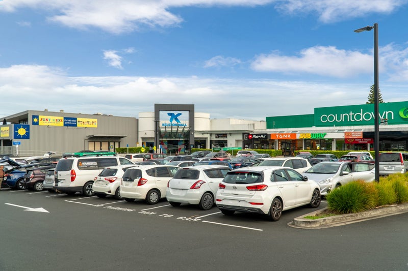 10 Beaubank Road, Kelston, Auckland - Carousel 19