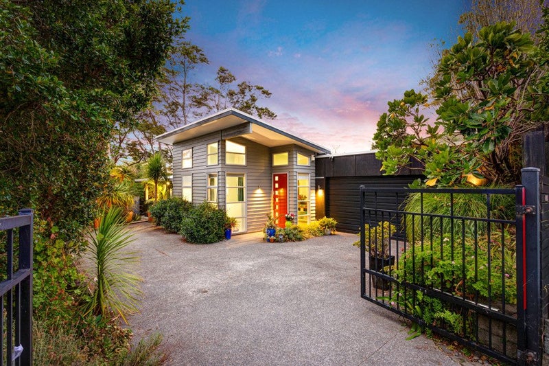 237E Titirangi Road, Titirangi, Auckland - Carousel 2