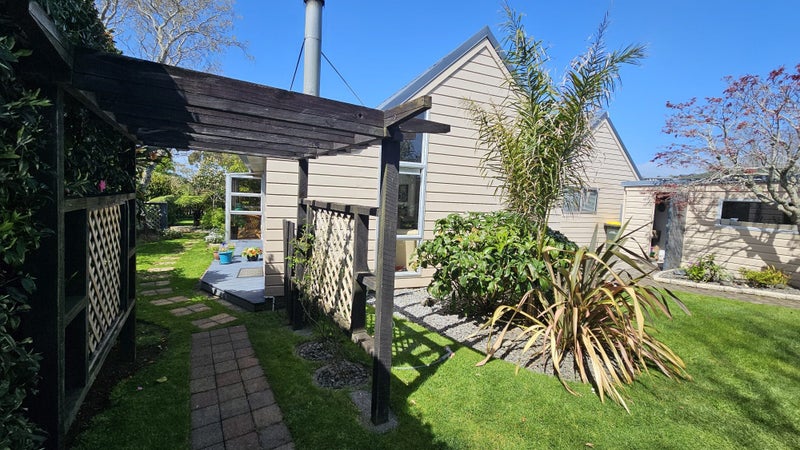 161 Govett Avenue, Frankleigh Park, New Plymouth - Carousel 2