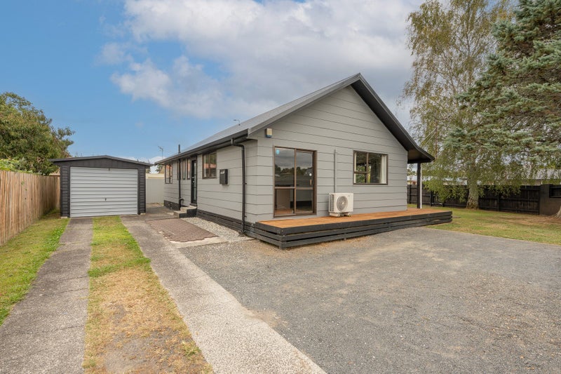 43 Karen Crescent, Dinsdale, Hamilton - Carousel 1