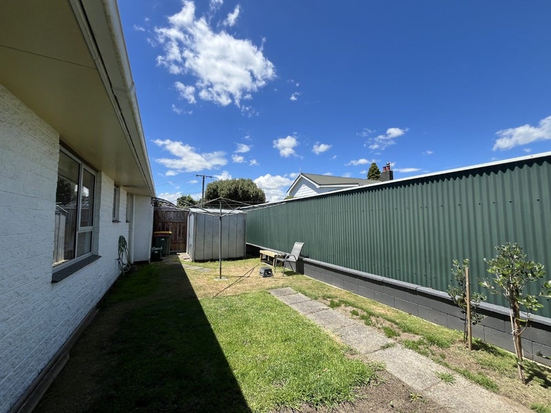 8 Lyn Street, Lynmouth, New Plymouth - Carousel 13